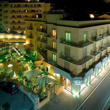 Hotel Ascot Sorrento Exterior foto