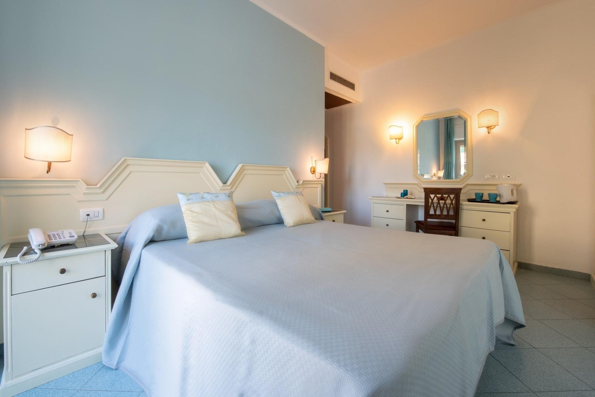 Hotel Ascot Sorrento Exterior foto