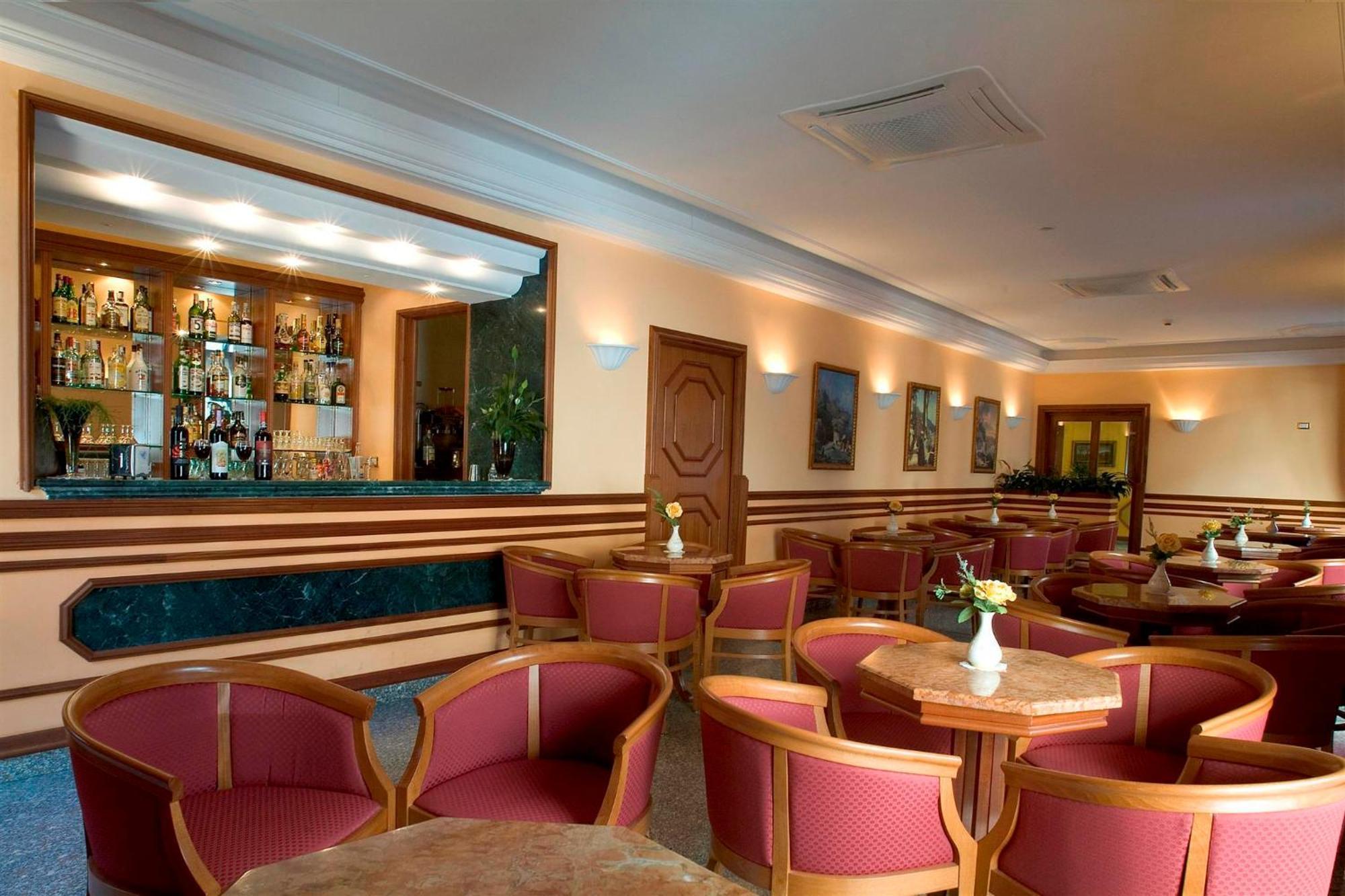 Hotel Ascot Sorrento Exterior foto
