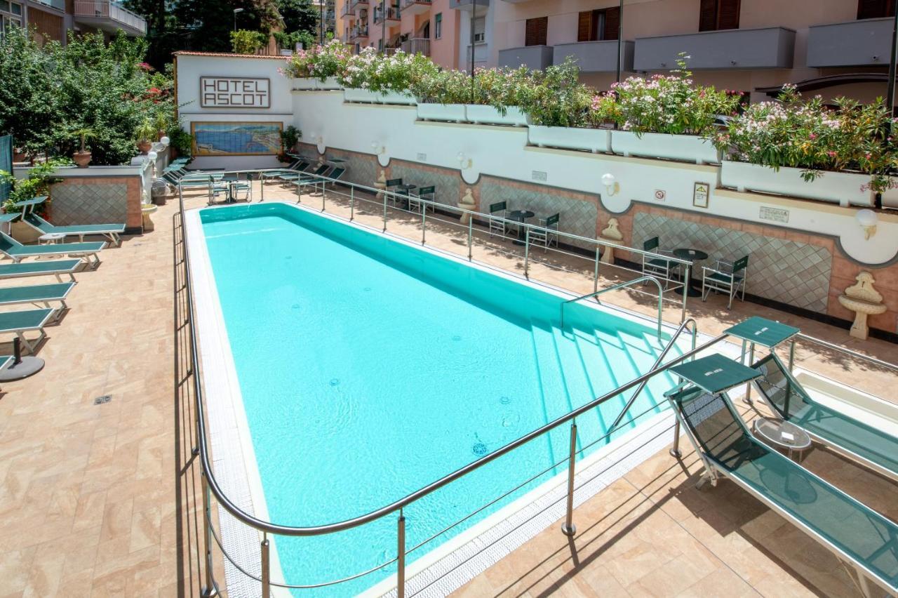 Hotel Ascot Sorrento Exterior foto