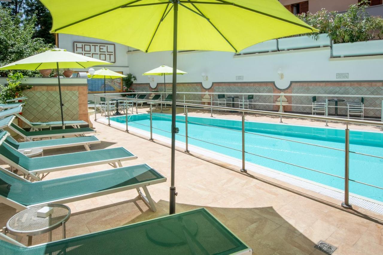 Hotel Ascot Sorrento Exterior foto